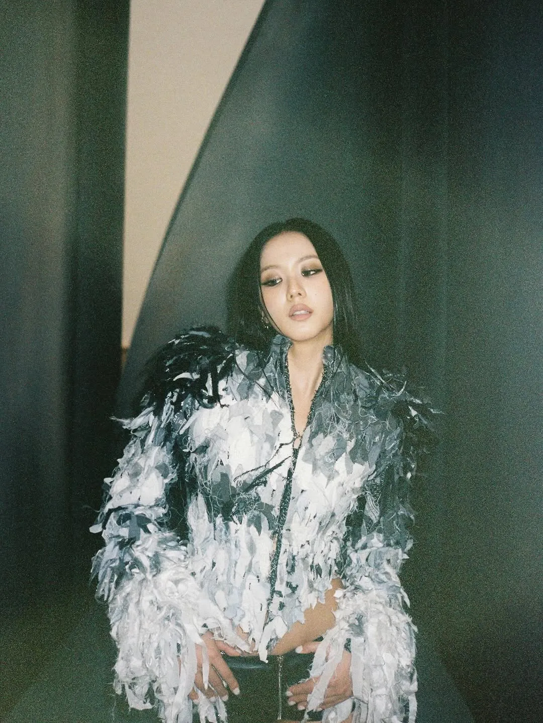 จีซู, แบล็กพิงก์, อินสตาแกรม