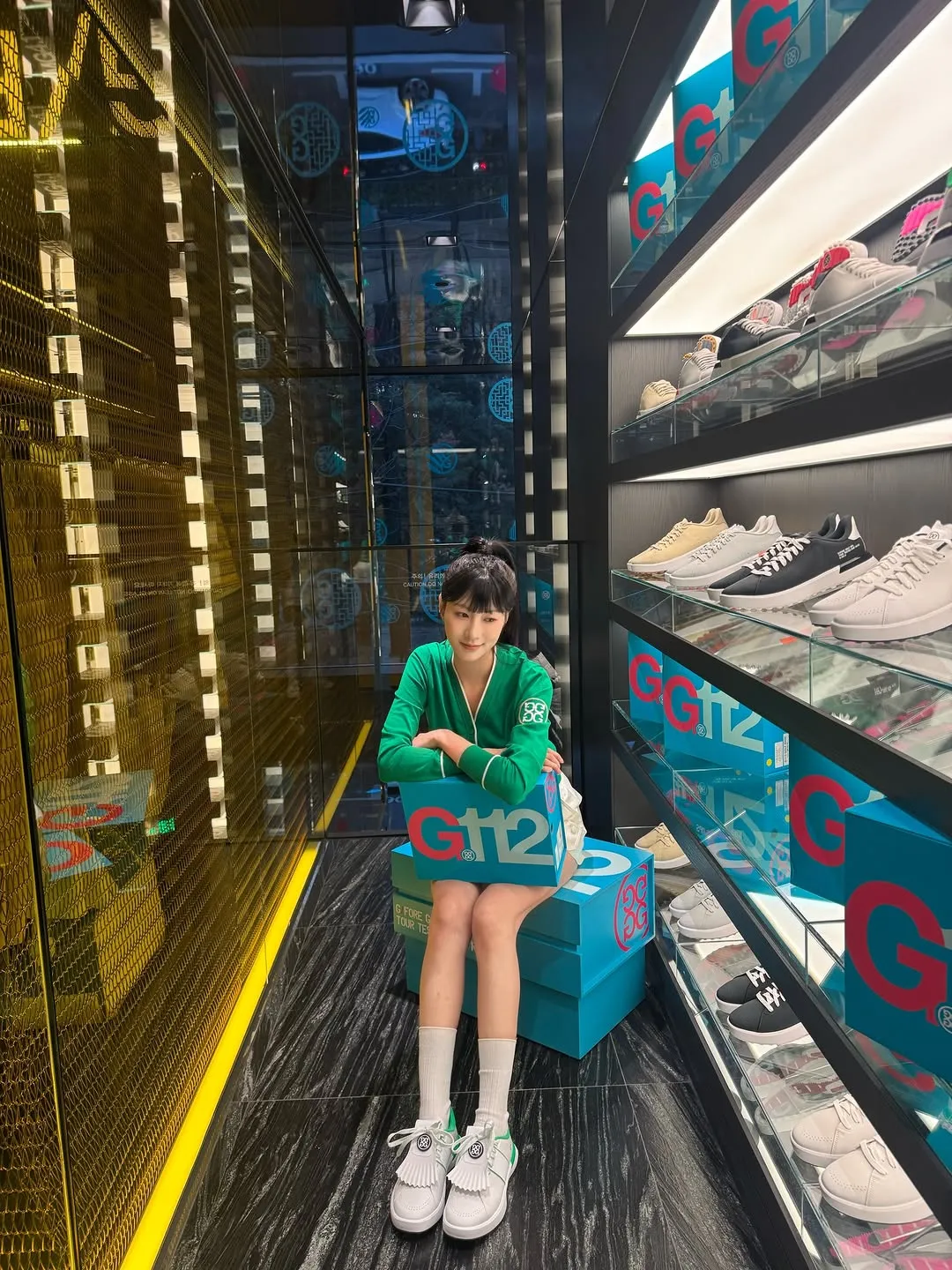 Apink, Oh Hayoung, cập nhật