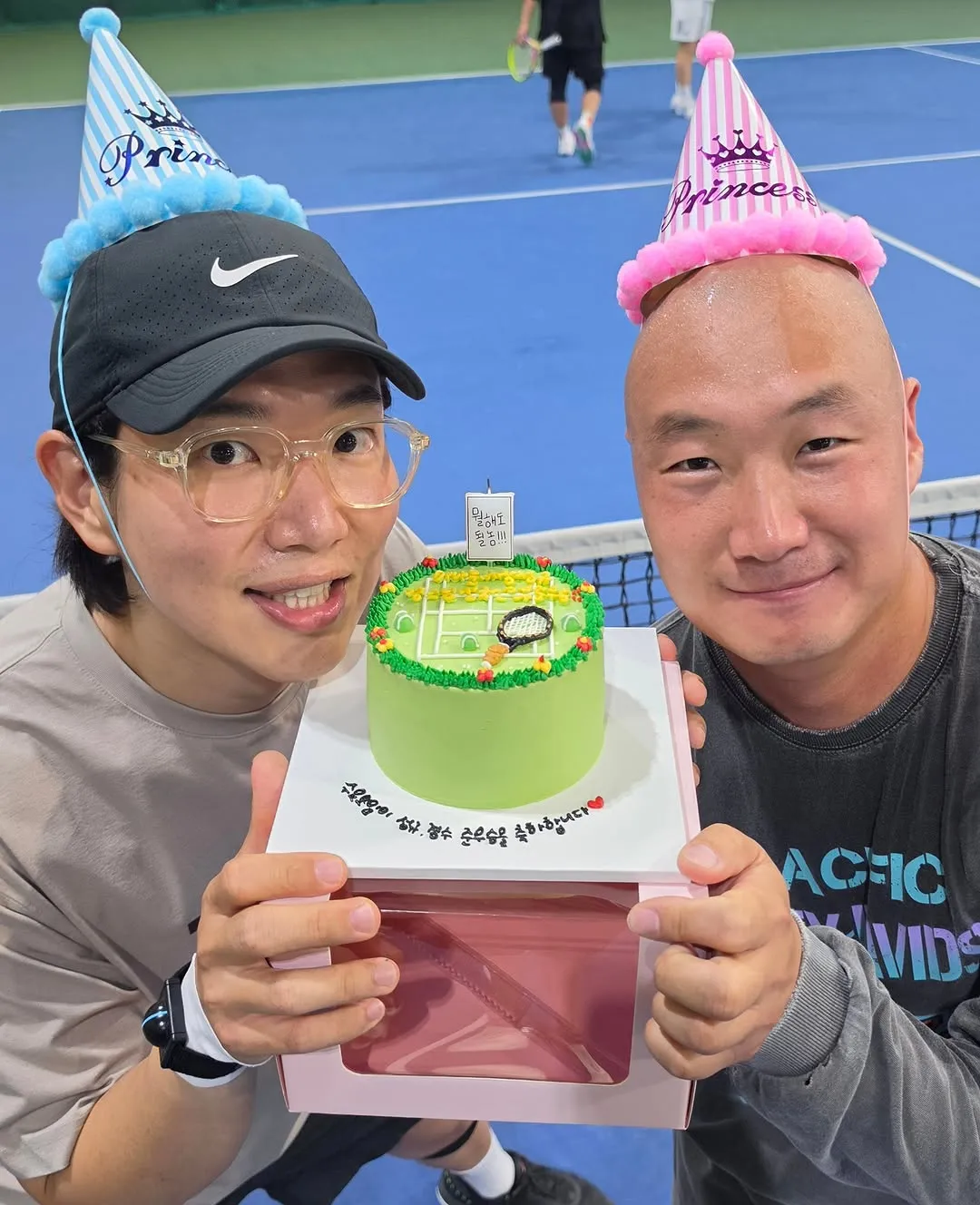 Jang Sung-kyu chia sẻ khoảnh khắc hạnh phúc trên sân tennis