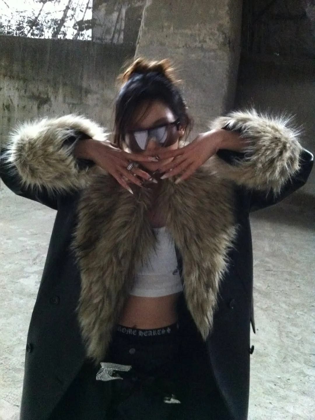 Ningning Of aespa Stuns With A Fierce, High-Fashion Look