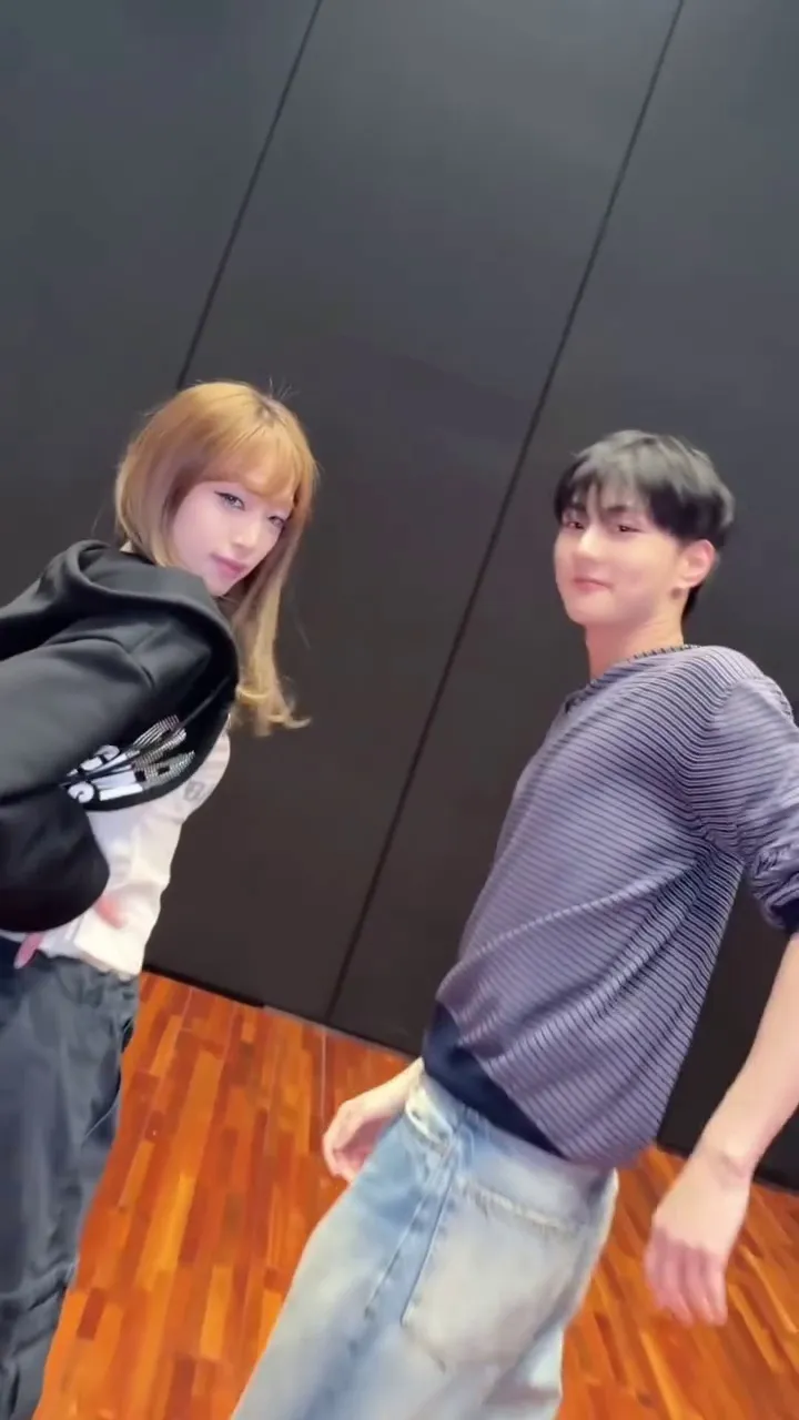 Choi Yena, cantante, Instagram