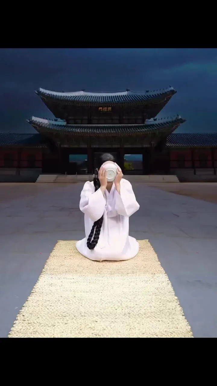 Seo In-young, Singer, Instagram, Hanbok, Redemption