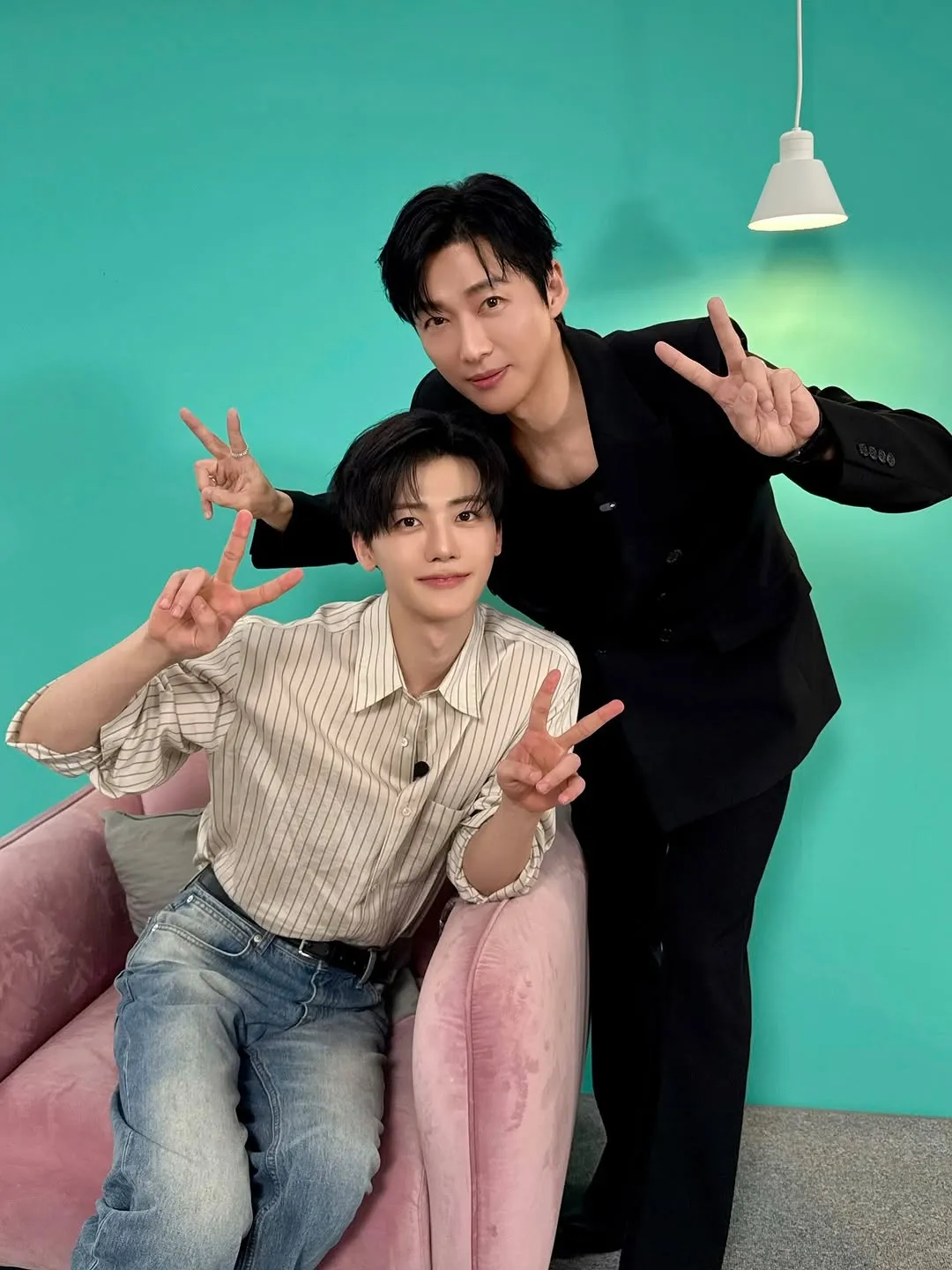 훈훈한 NCT, 쥬쥬&메리 공개