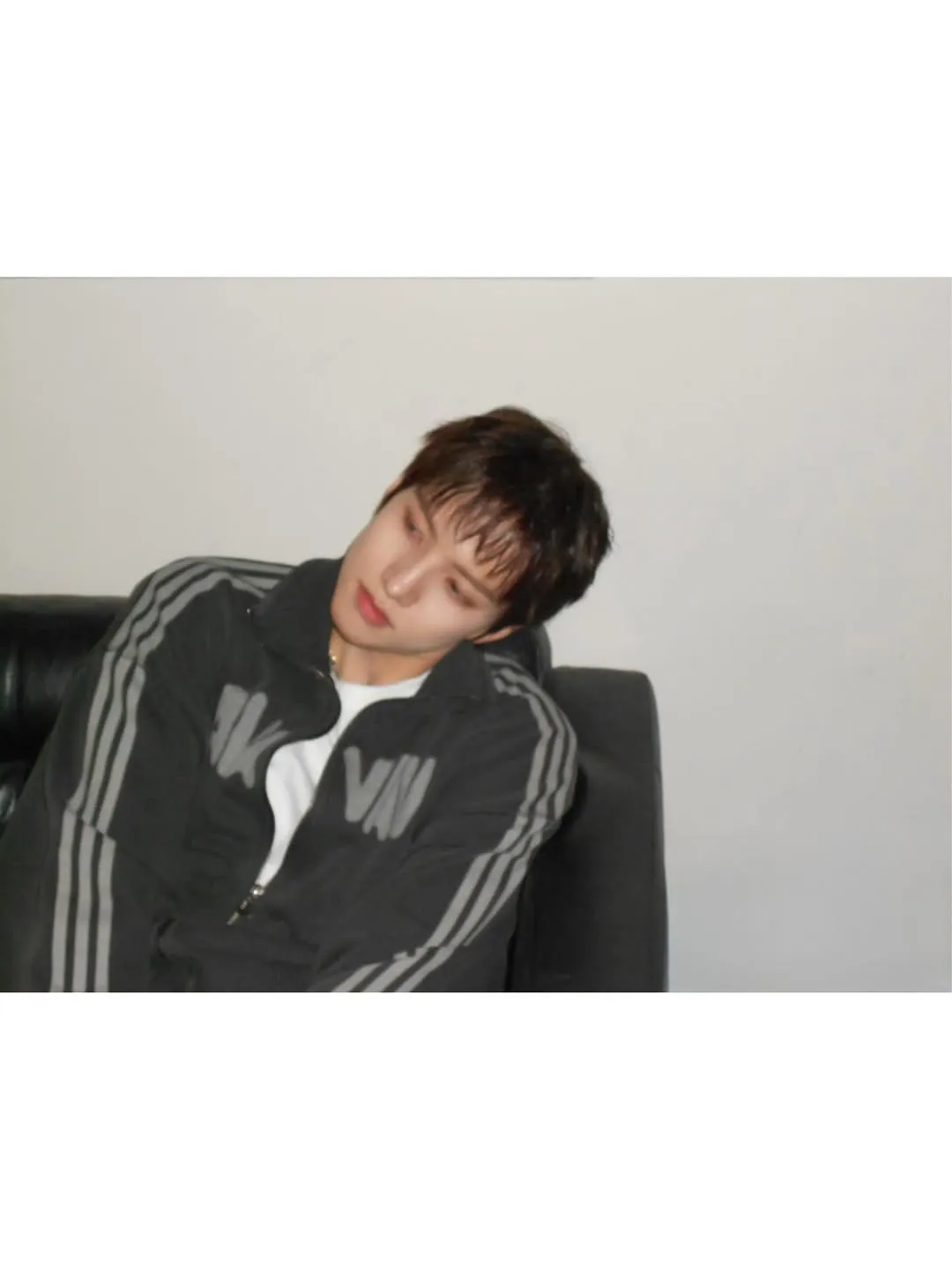 ヨーロッパムードのチョ・ソンイル、魅惑の日常を公開