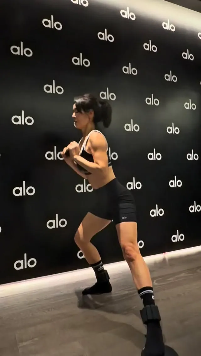 Jung Hye-young ungkap kabar terbaru penuh aura sehat