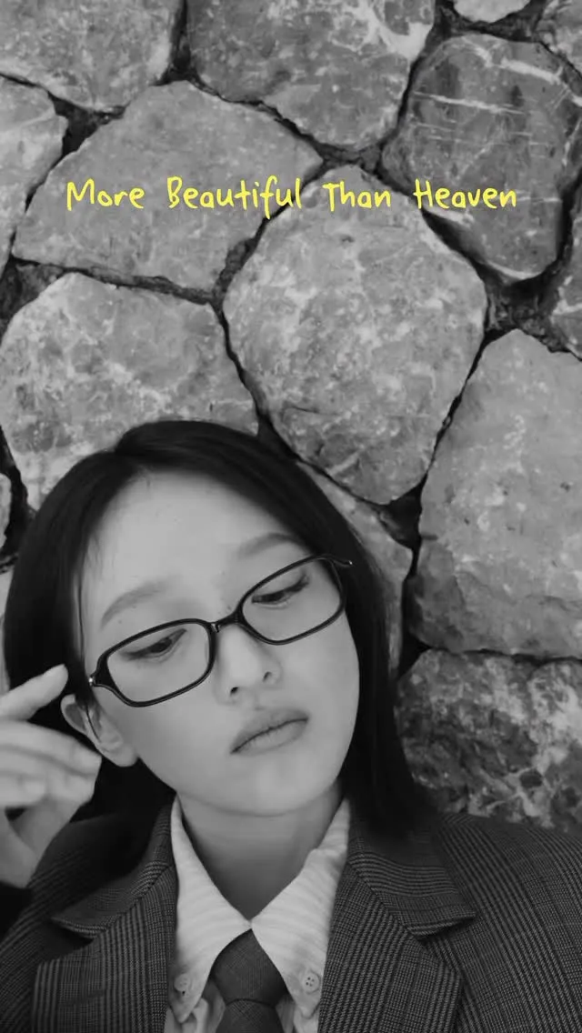 表艺珍，耀眼美貌吸睛