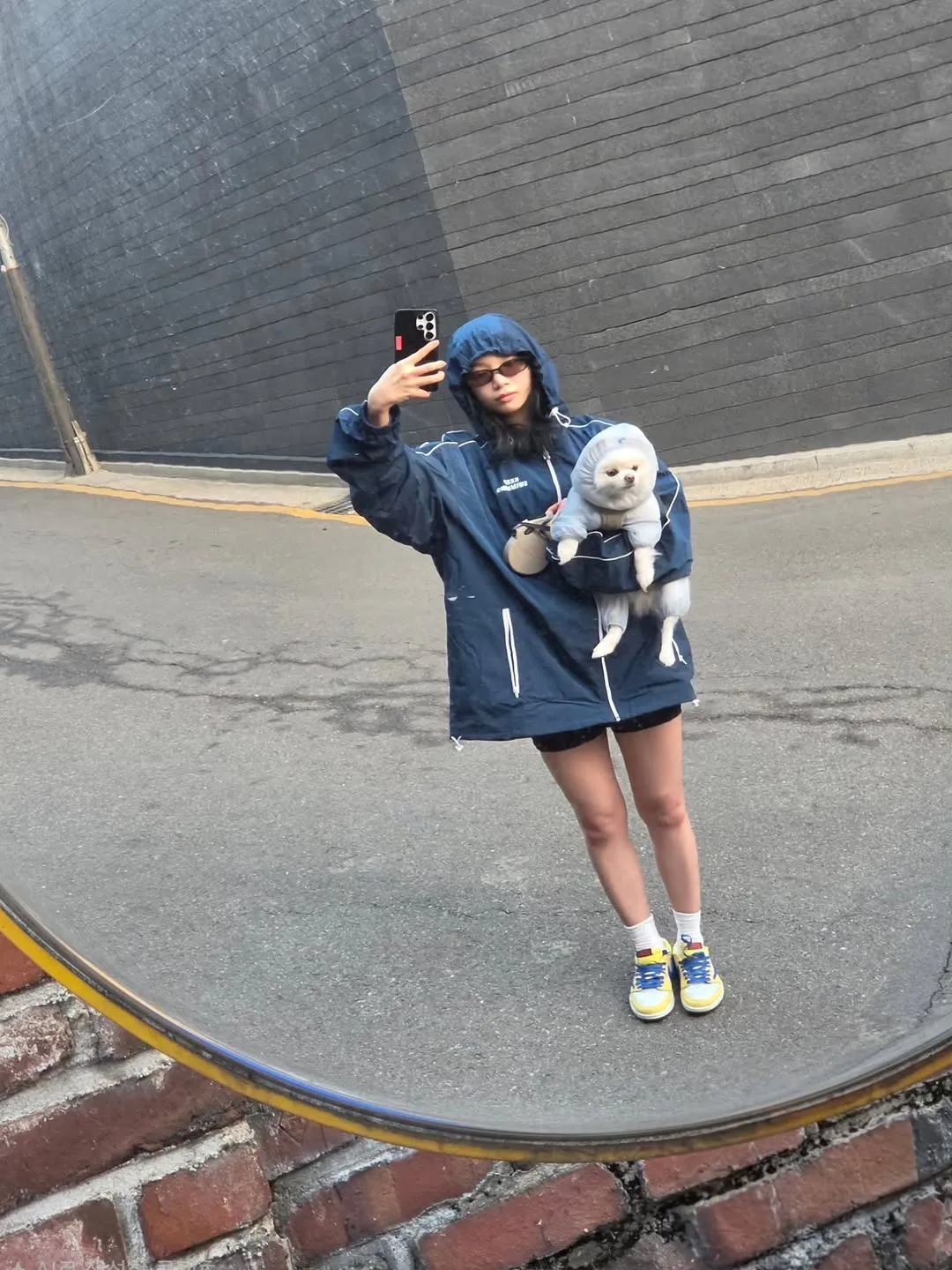 Penampilan kasual, Kim Chaewon dari LE SSERAFIM