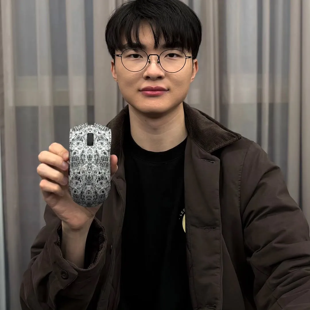 Faker, game thủ chuyên nghiệp, sự kiện, lời cảm ơn, kỷ niệm