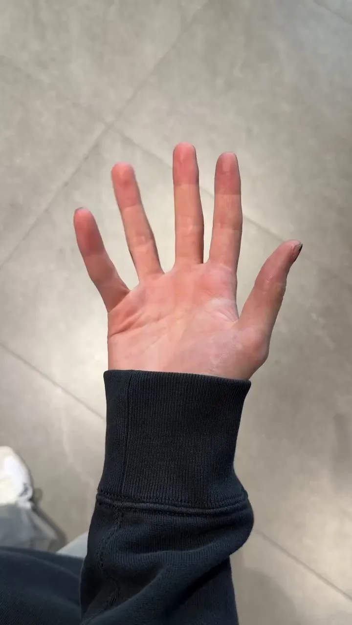 コルティス, 更新, 日常