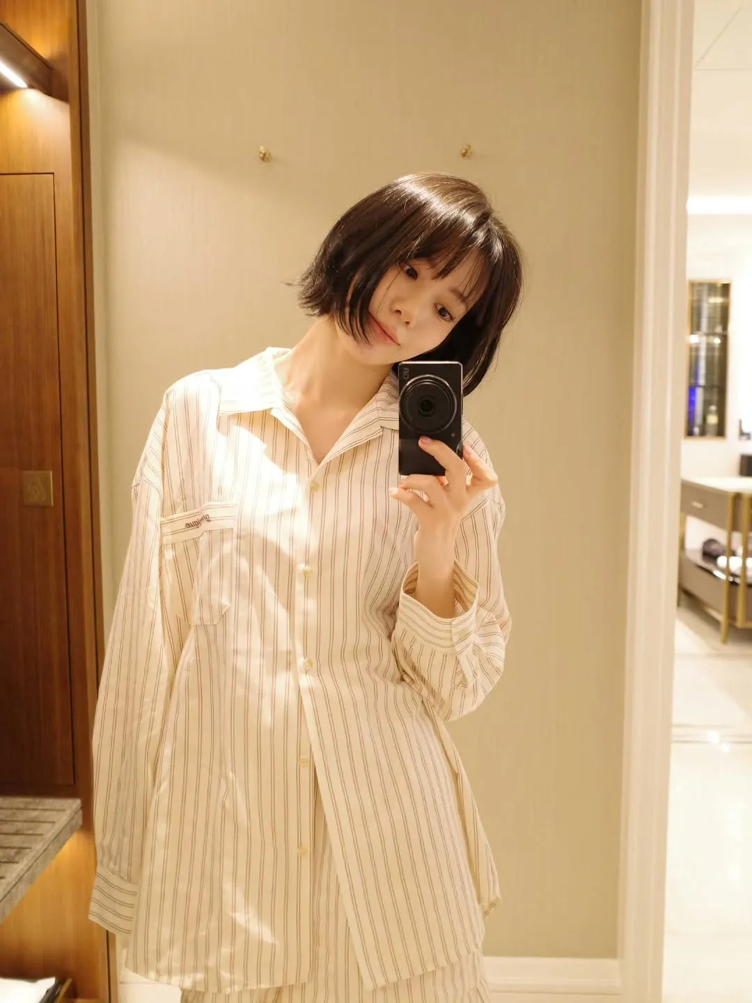 Sakura do LE SSERAFIM, cantora, atualização no Instagram