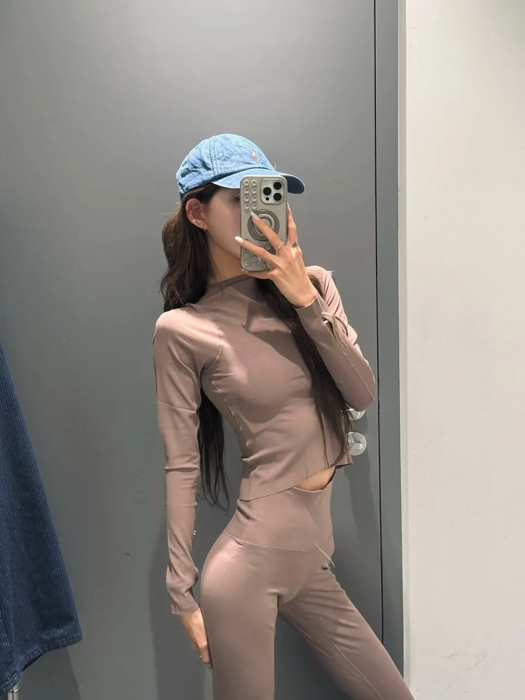 チェ・ジュニ, インスタグラム, 更新, 3月, 温かい