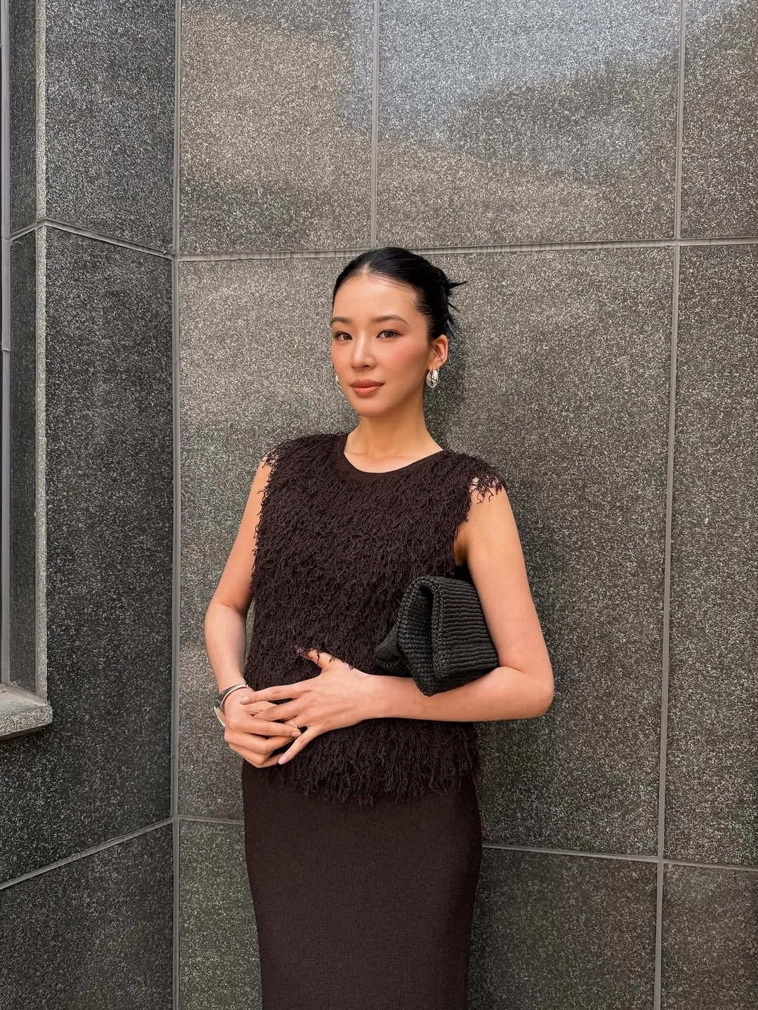 고혹적인 아이린, 서울의 에너지를 담다