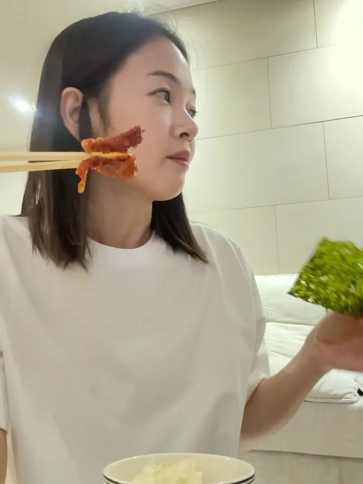 金宝美, 艺人, 清潭鸡爪