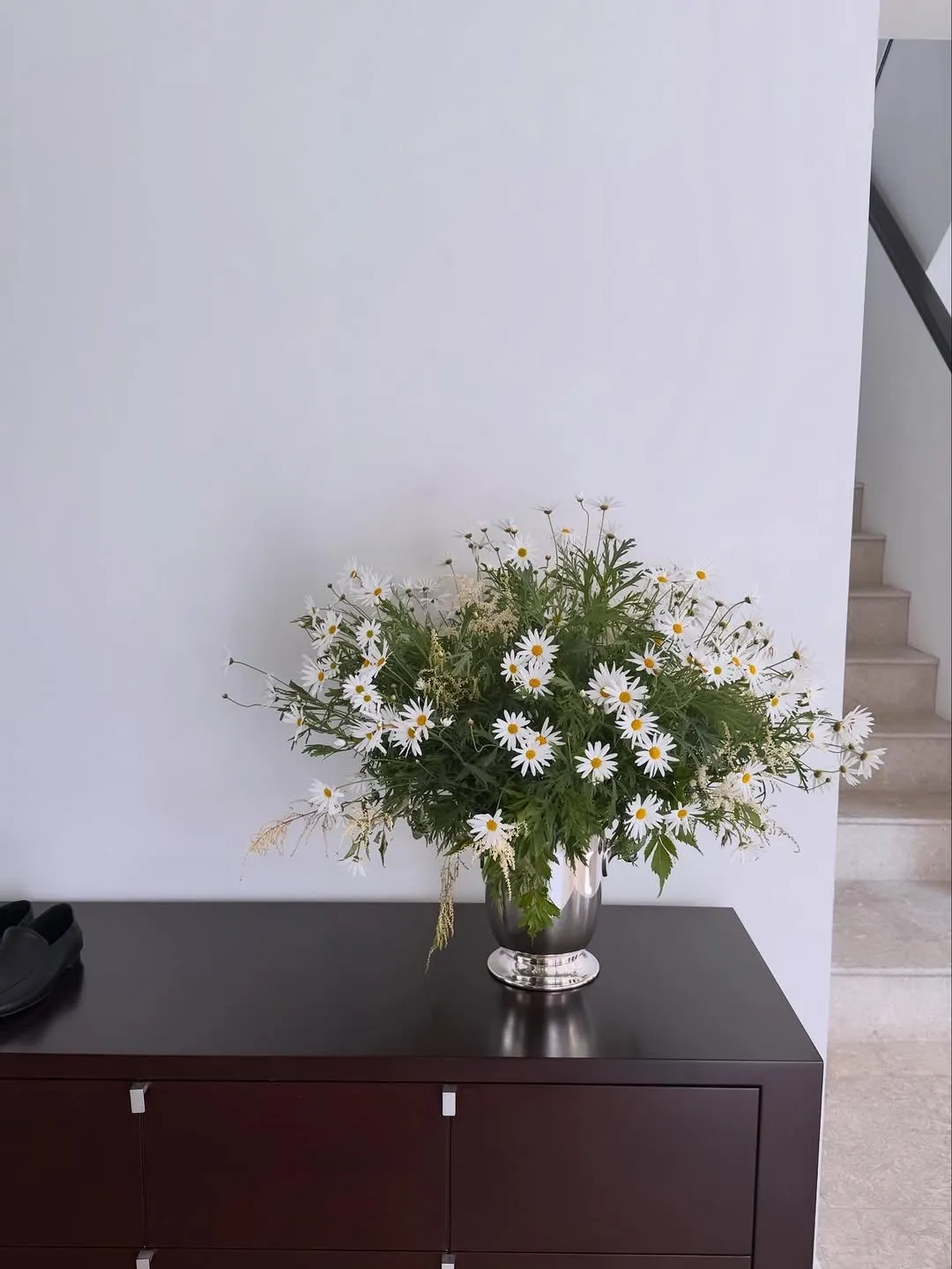 Warm Spring Glow: Wonder Girls' Sunye Shares Everyday Moments With Friends