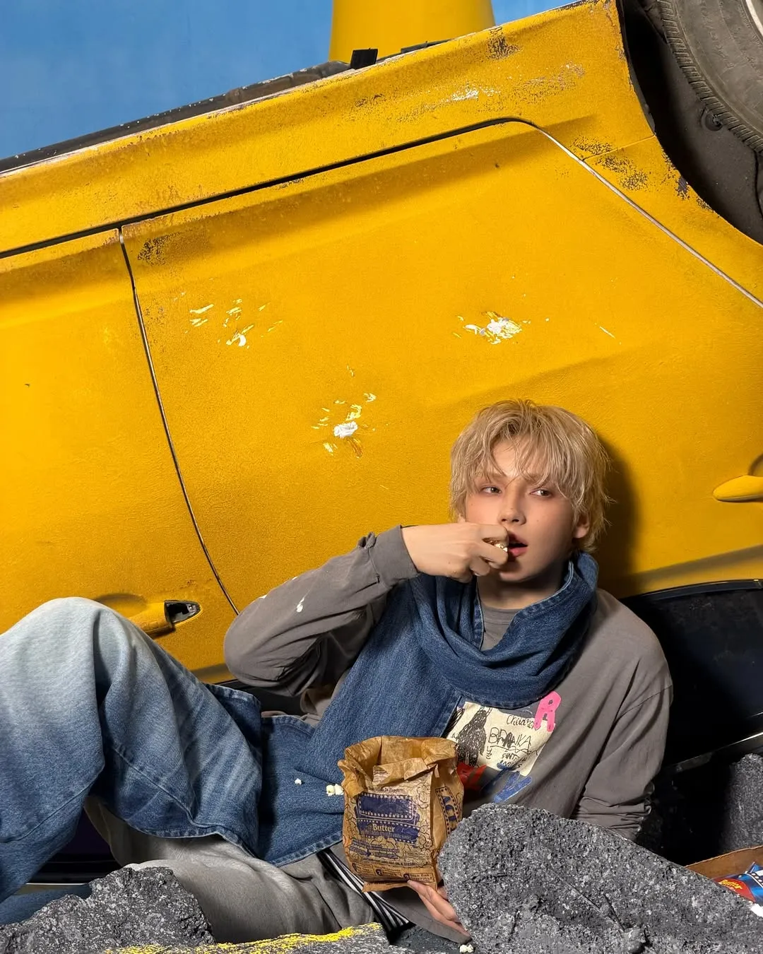 Tomorrow X Together, Hueningkai, new song, content, fan meeting