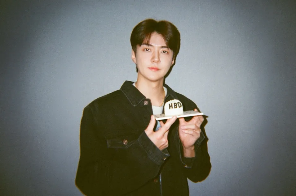 EXO, Sehun, birthday, cake, fans