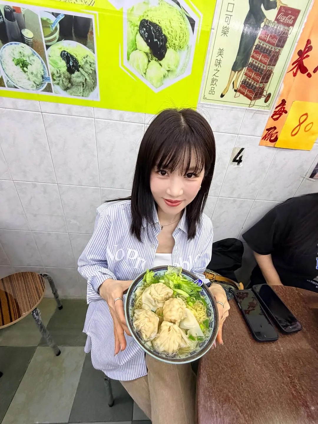 Apink, Park Chorong, Bomi Tour, travel, daily life