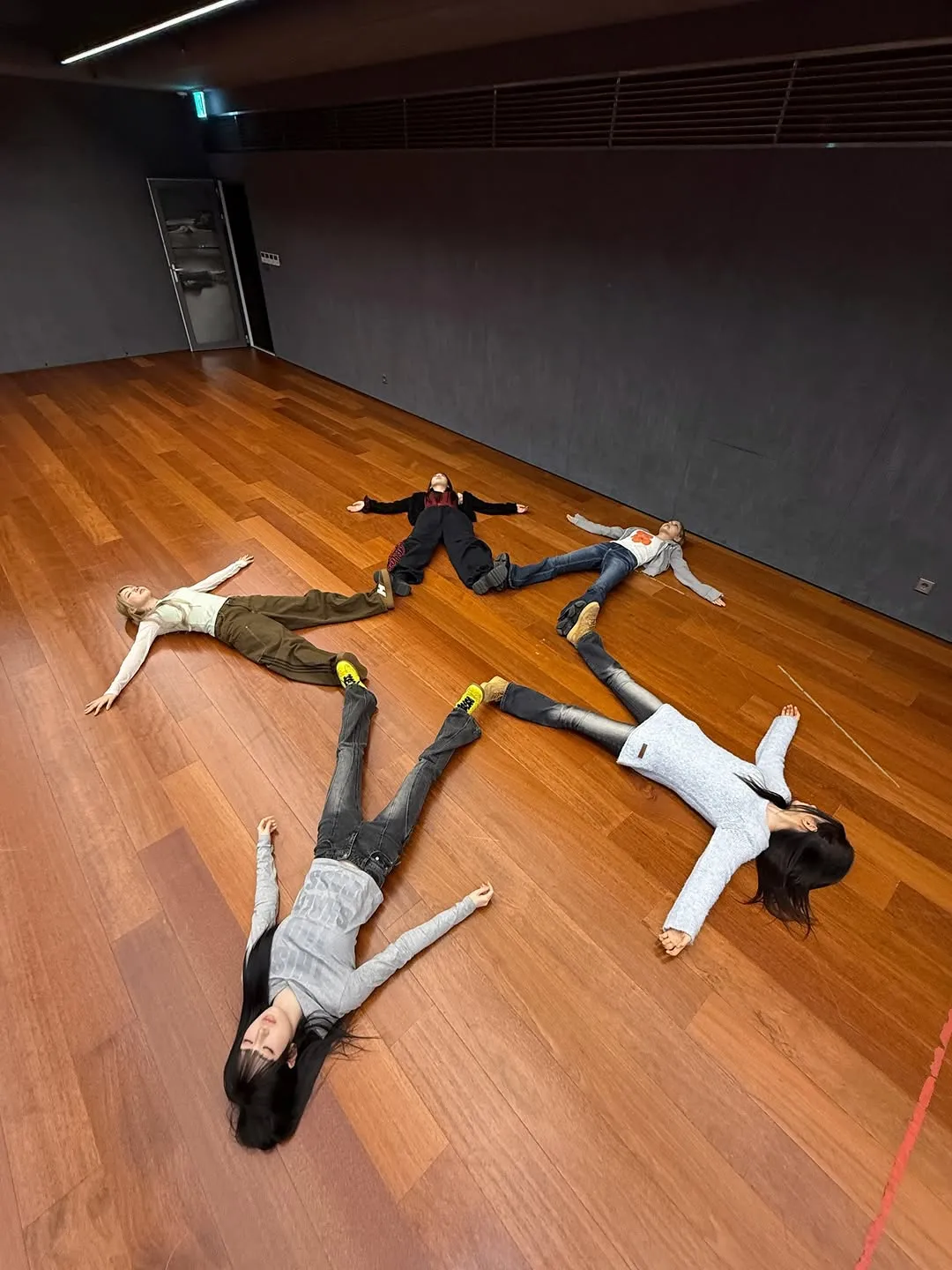 Kiki, Official, BFF, Friends, Moment