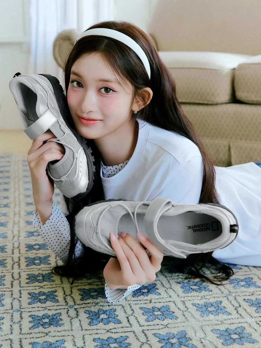 IVE, Leeseo, sonrisa radiante, refrescante, momento