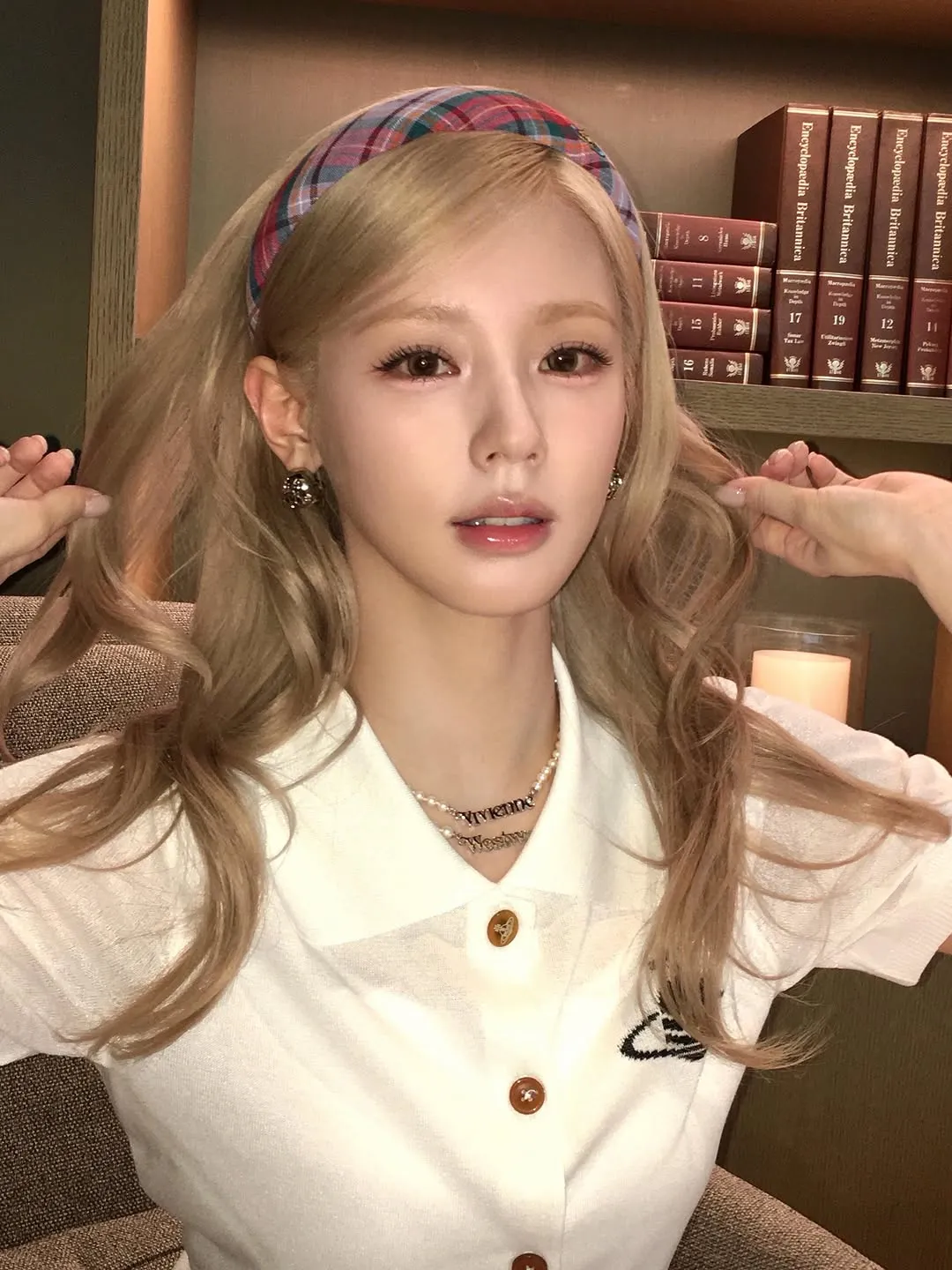 Miyeon de (G)I-DLE, lujo, colaboración, moda, Instagram