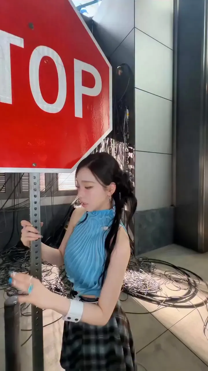 aespa, KARINA, LEMONADE, mensagem oficial, atualização de música