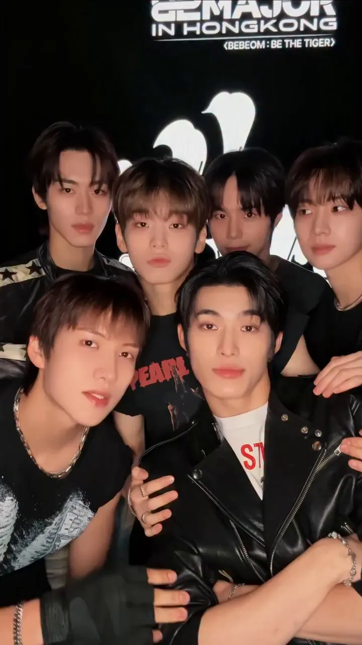Bibeom, Hong Kong, 82MAJOR, 82MAJOR, 82MAJOR