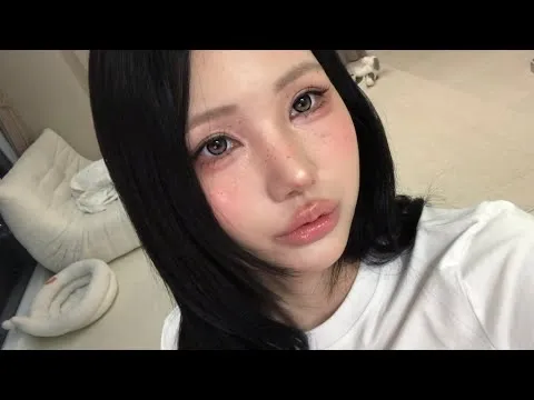 히트 아이템으로 완성하는 매력 넘치는 데일리 룩