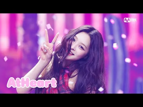 Mnet K-POP 채널의 앳하트 '버터플라이 도어스' 컴백 무대