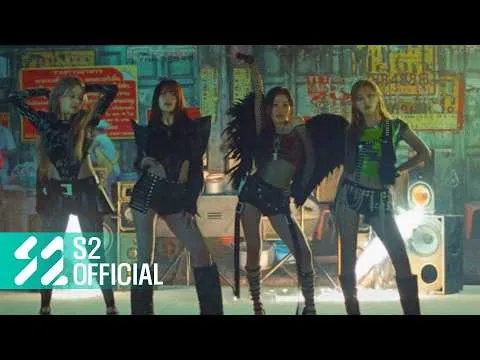 KISS OF LIFE tung MV 'Who is she?'