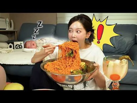 Ssongnyang hadirkan mukbang mi bibim bomdong