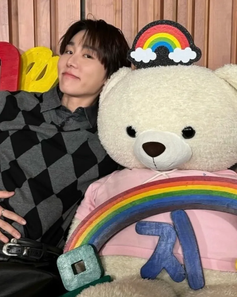 '나혼산' 서범준, 곰인형과 찰칵…'본방 사수' 부르는 장꾸미