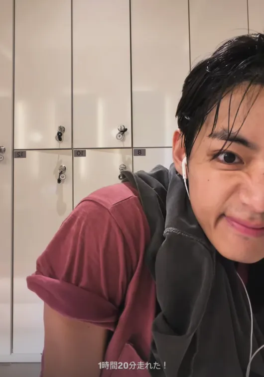 บีทีเอส, วี, วิ่ง, นิทรรศการ, คัมแบ็ก