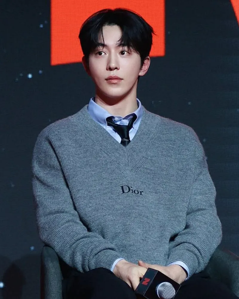 Nam Joo-hyuk, de Donggung, vira ‘fada da divulgação’ com beleza em alta