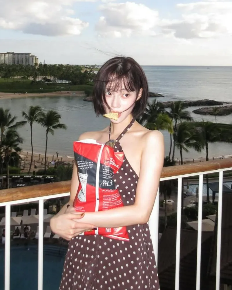 Aespa Shares Winter Photos Featuring Relaxed, Beachside Styling