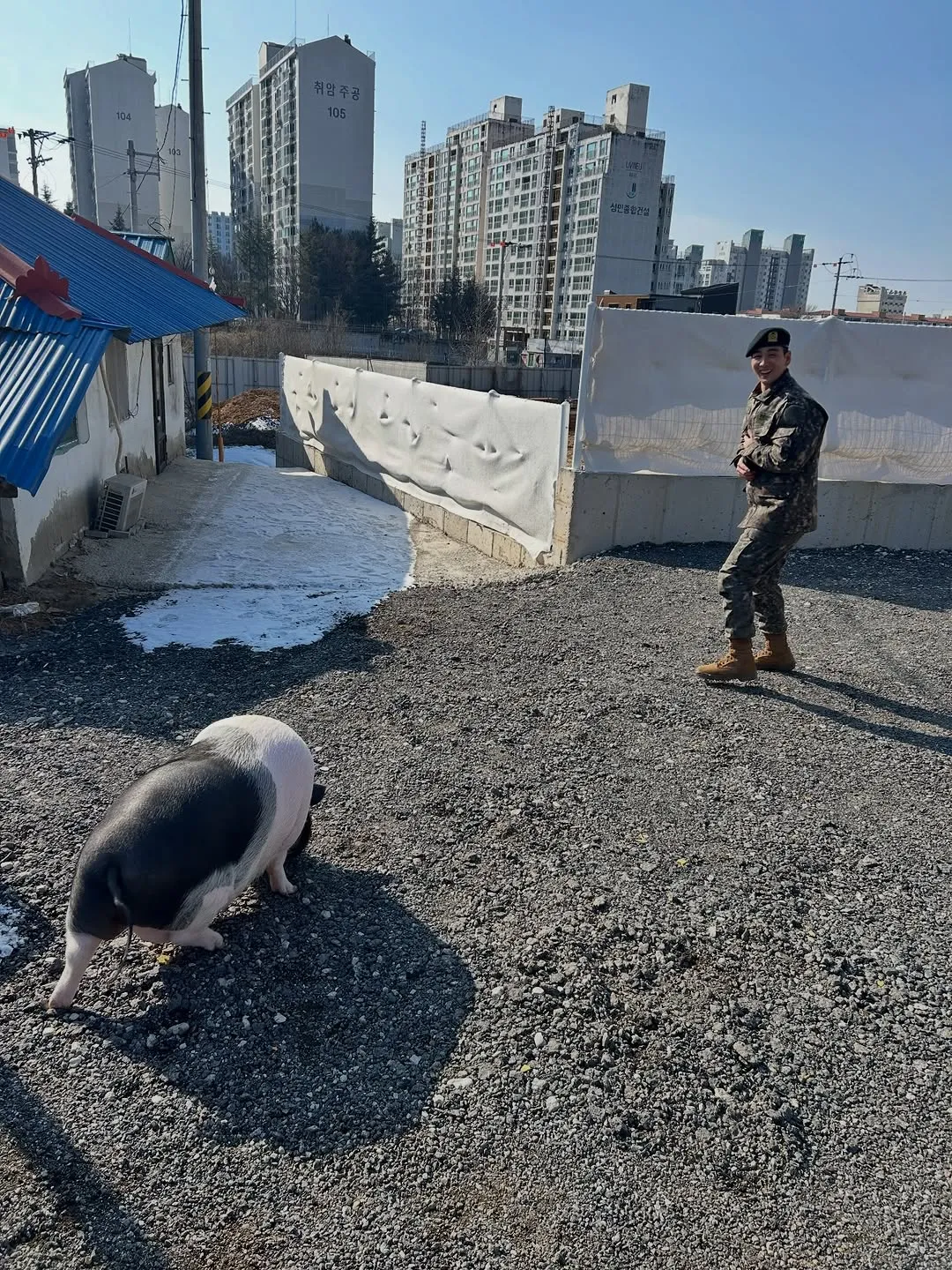 Baekho, Instagram, NU'EST, Kim Jong-hyun, serviço militar, ativo, centro de treinamento, foto