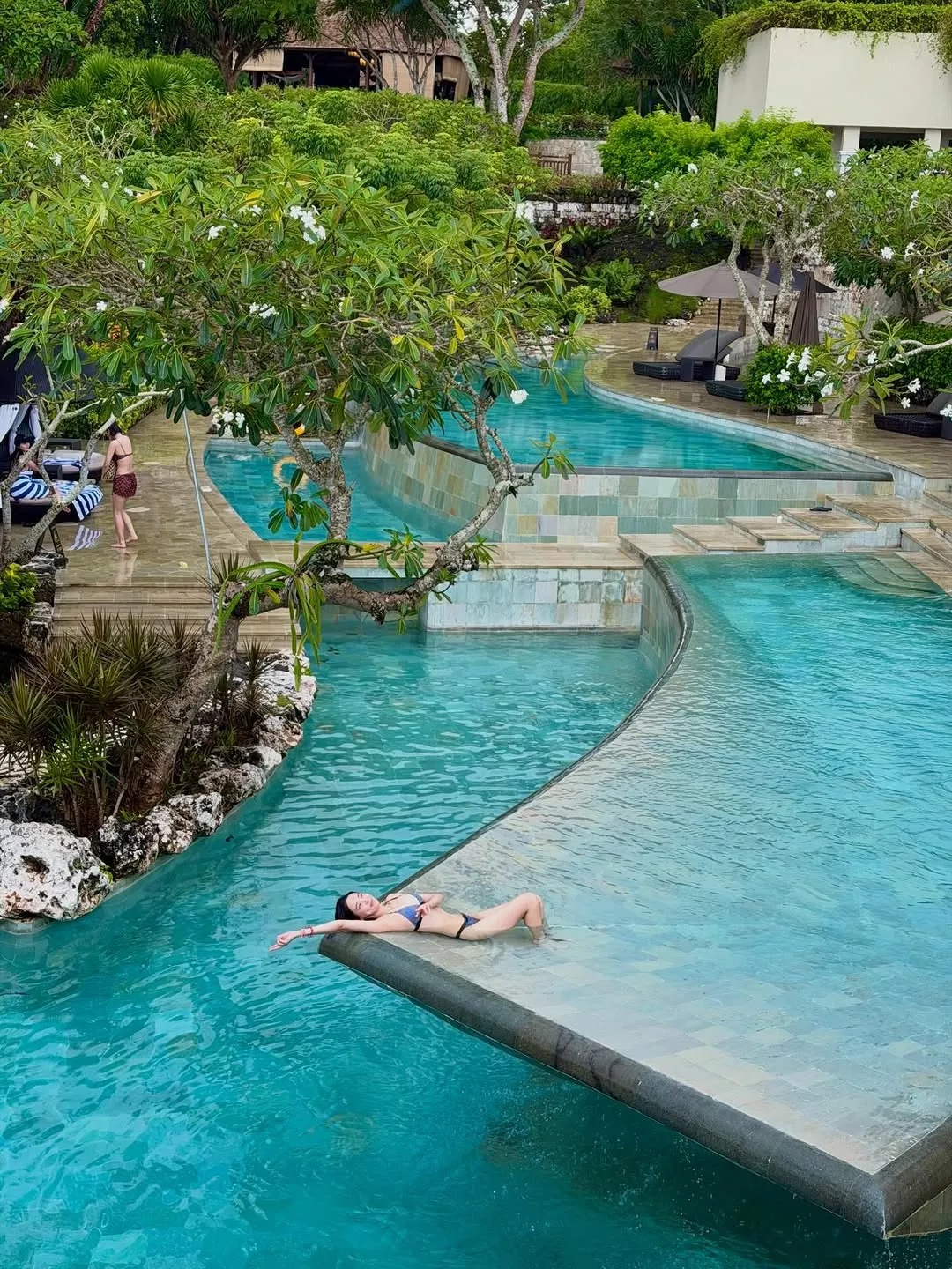 Lee Joo-yeon, After School, Instagram, Bali, corpo, beleza