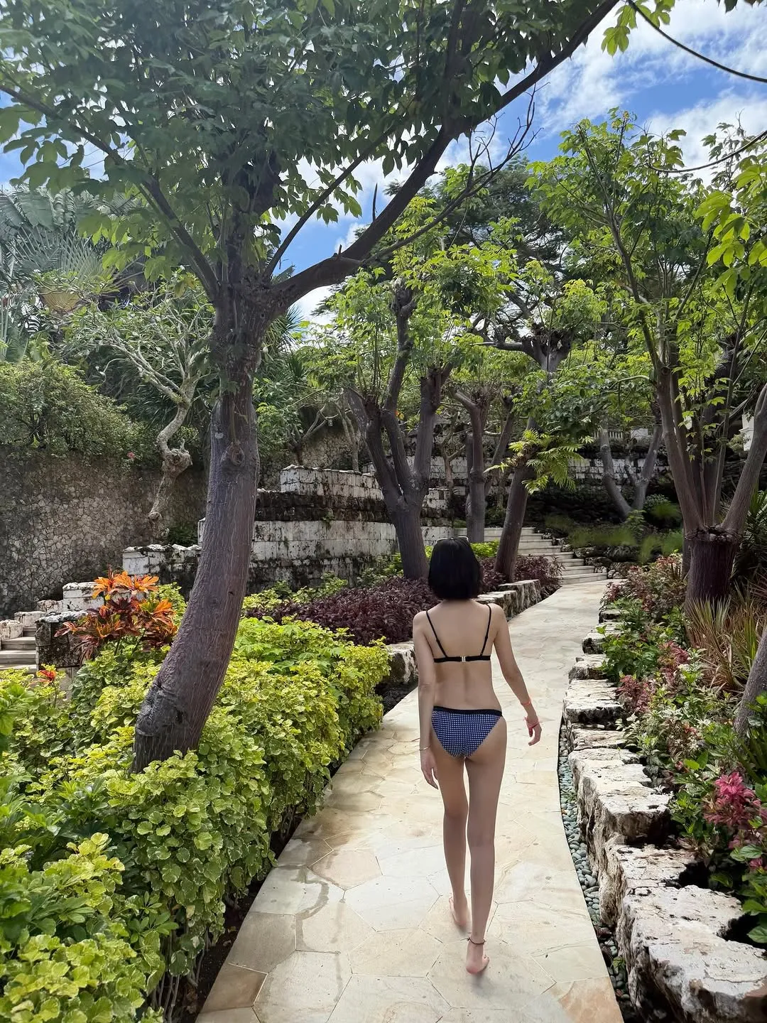 Lee Joo-yeon, After School, Instagram, Bali, corpo, beleza