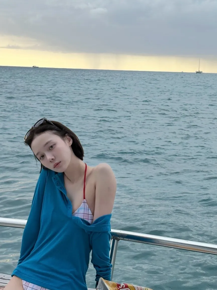 aespa, Winter, Instagram, 氛围感, 大海, 身材, 美貌