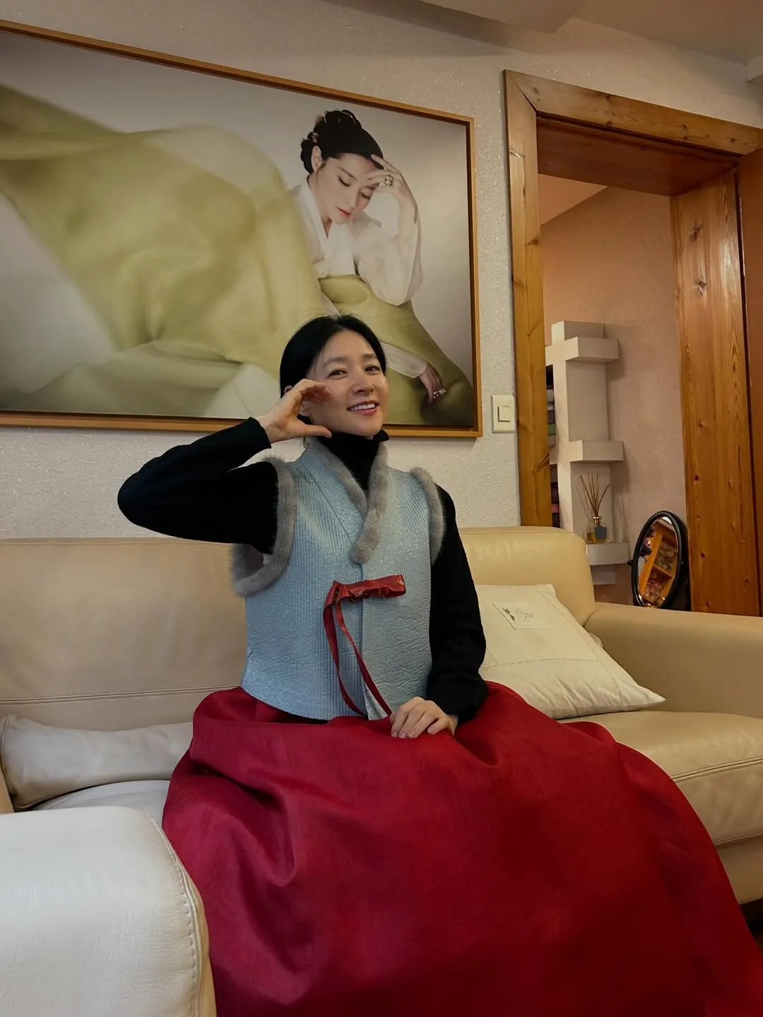 李英爱, 新年问候, Instagram, 演员, 大长今, 《恩洙的好日子》, 个人色彩, 韩服