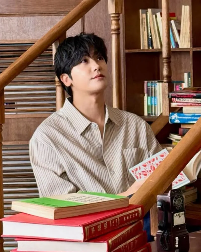 「人間檸檬」朴炯植，釋出滿滿溫柔男友感的B-cut