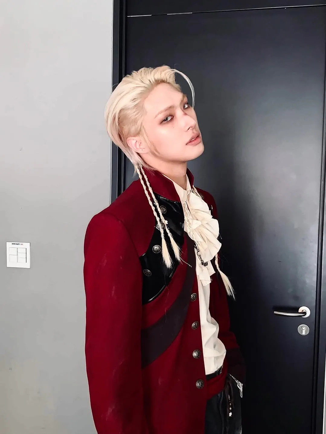 ATEEZ, 宋旻起, GOLDEN HOUR : Part 4, 初動, 百萬銷量, 金髮, 辮子髮型