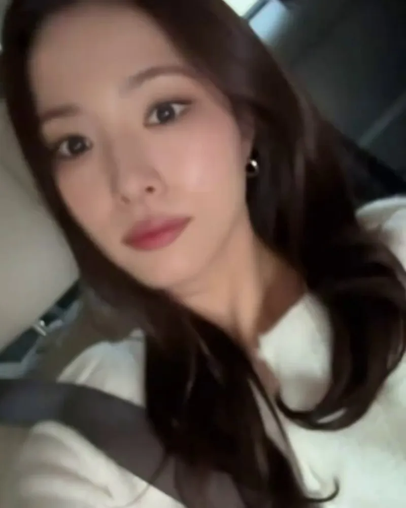 영상에서 좋은 향기 나요.. 신세경, '휴민트' 홍보 앞잡이 변신