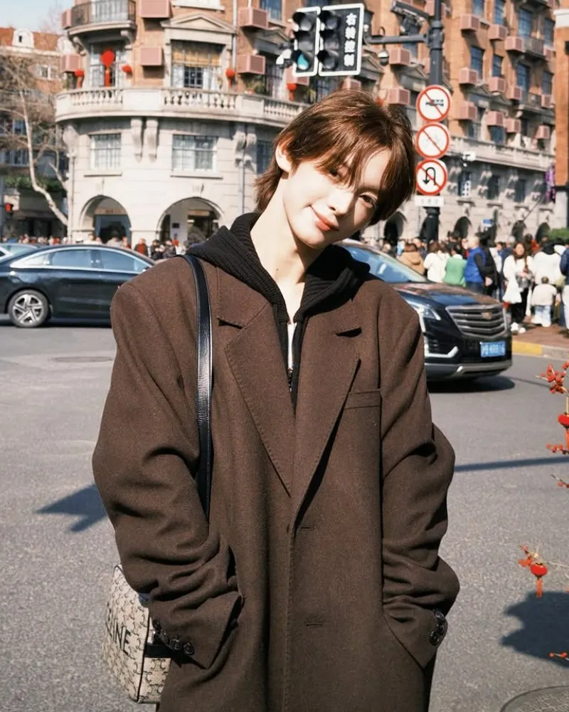 TWS 한진, 상하이에서 '느좋남' 느낌 물씬…감각적인 분위기