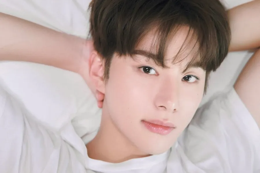 NCT, Jungwoo, fotolivro, idol, alistamento, militar, banda militar, Exército