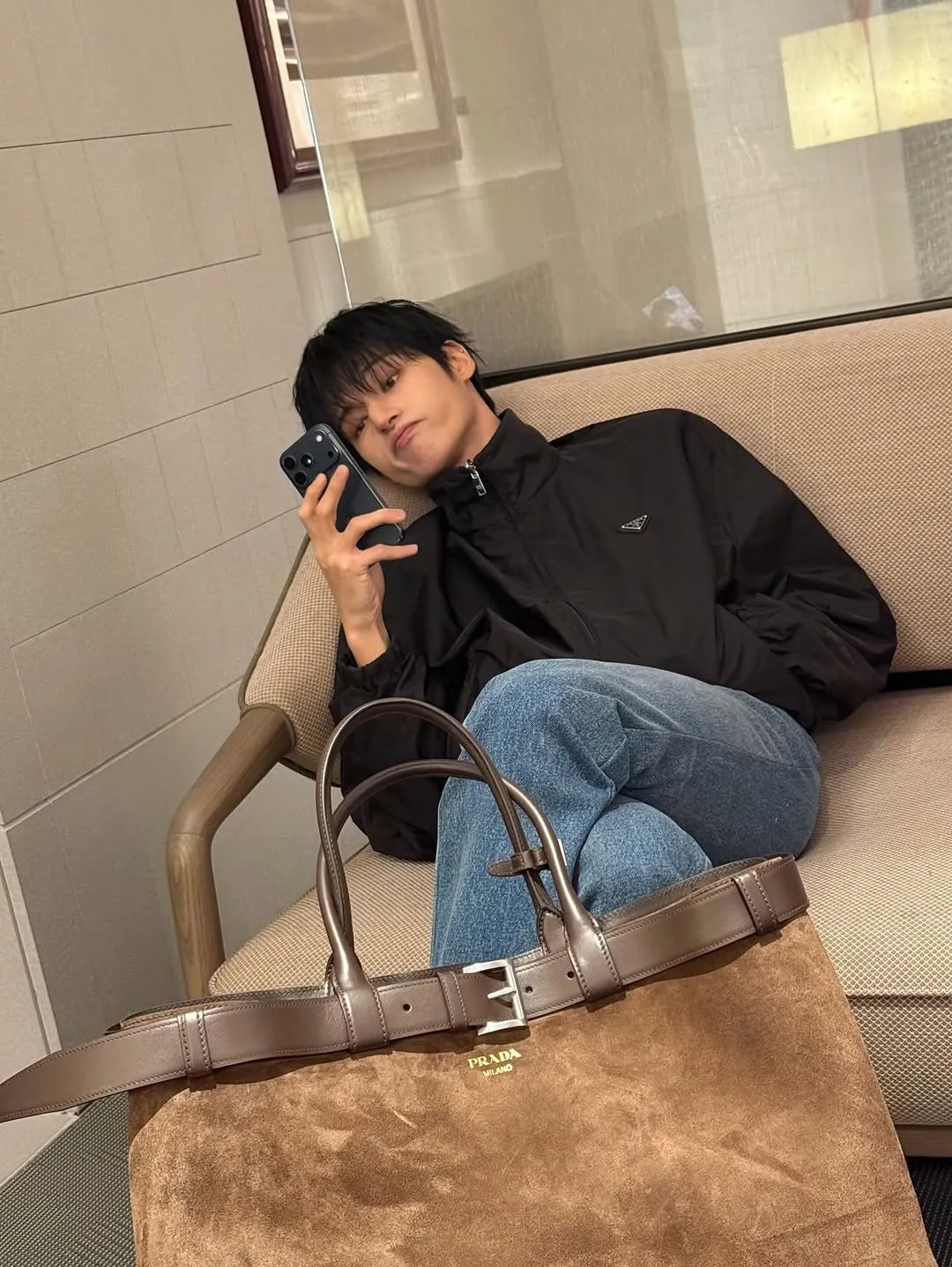 เอทีซ, อูยอง, พราด้า, แฟชั่น, ไอดอล