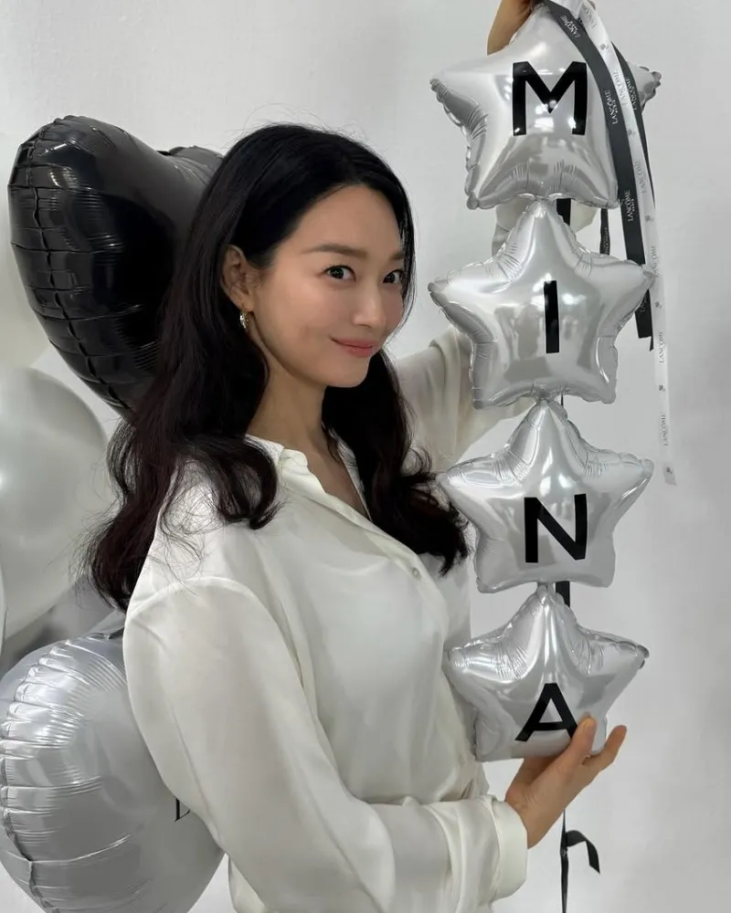 Shin Min-a Stuns in All-White — Newlywed Moment With Kim Woo-bin Melts Fans