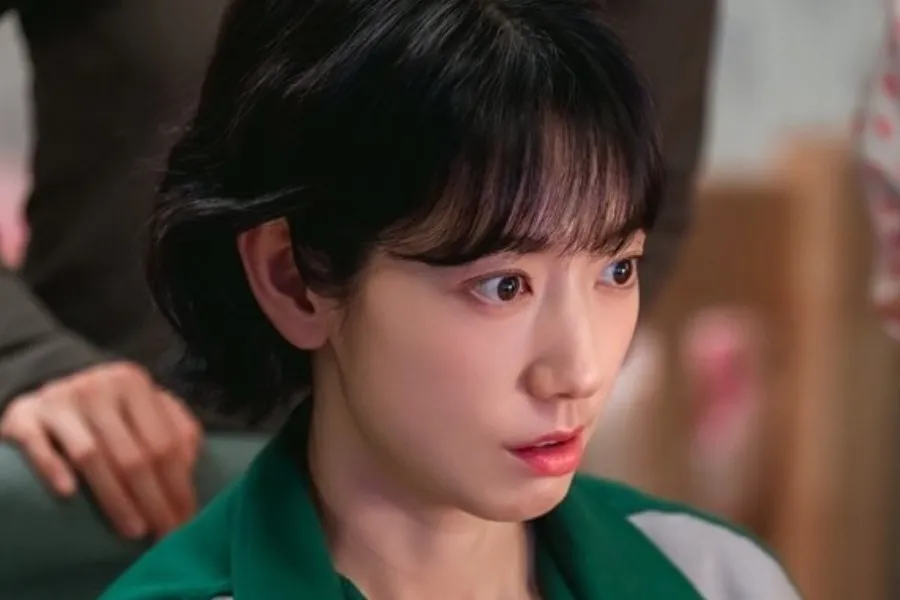 《Miss洪》朴信惠，取材自IMF真實事件的熱演…攻佔週末家庭劇場