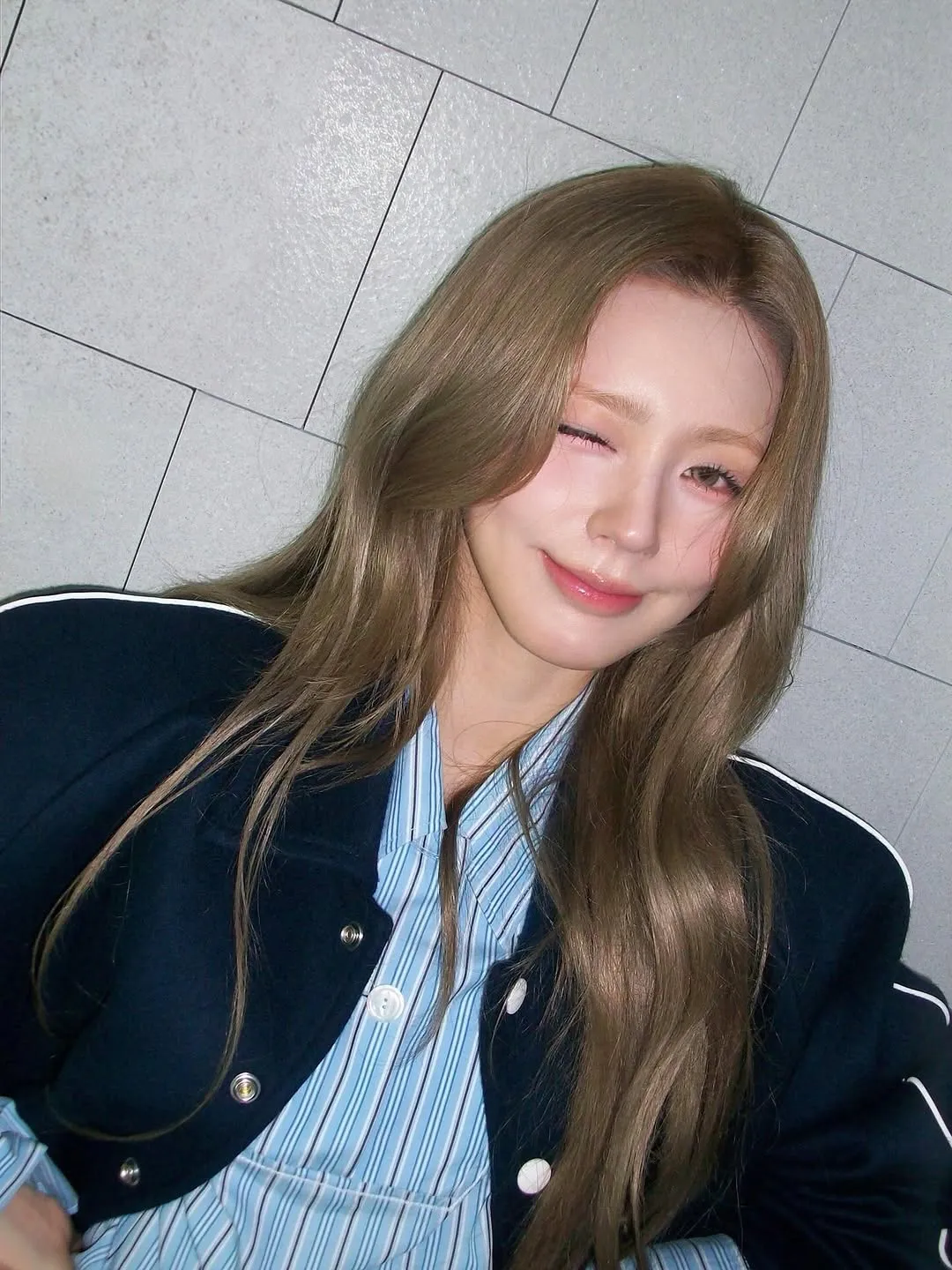 (G)I-DLE, Miyeon, moda, Barbie, Mono