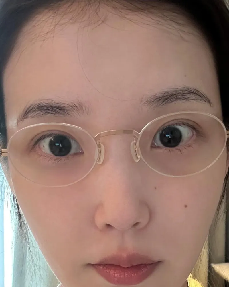 IU’s Flawless Skin Surprises Fans — Even Her Bare Face Looks Perfect