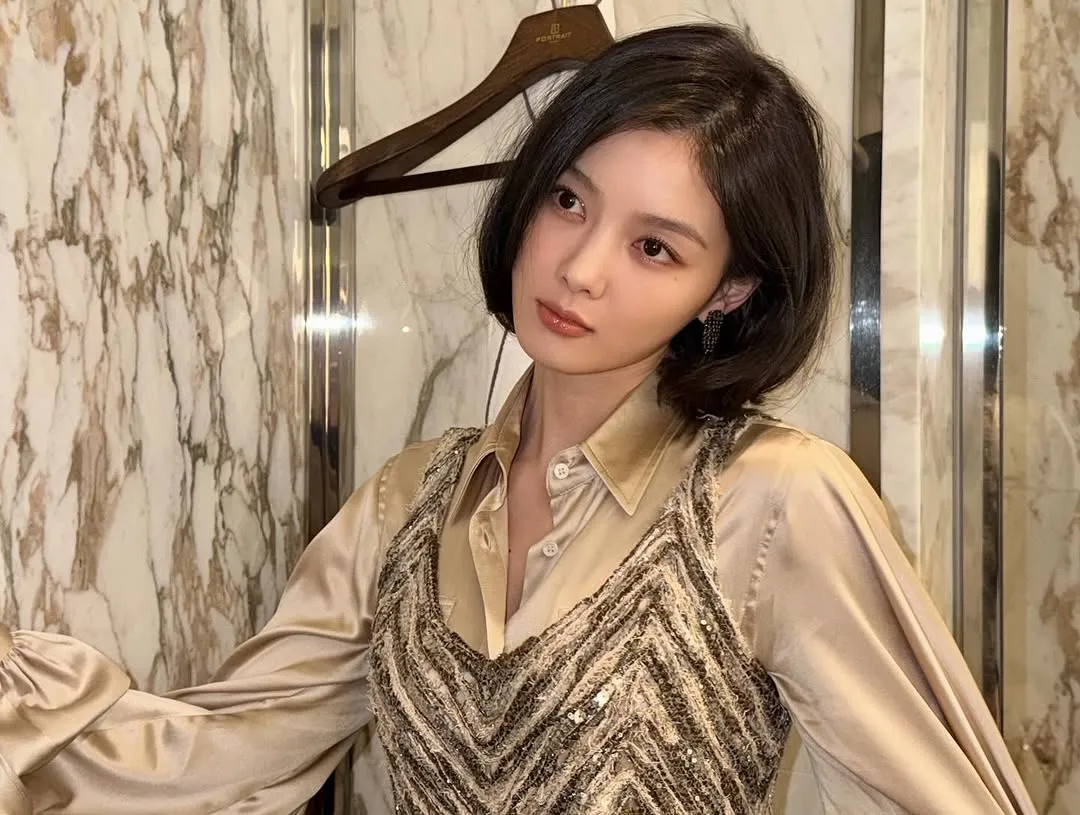 คิมยูจอง, อินสตาแกรม, แฟชั่นโชว์, มิลาน, Dear X, ละคร, แบคอาจิน